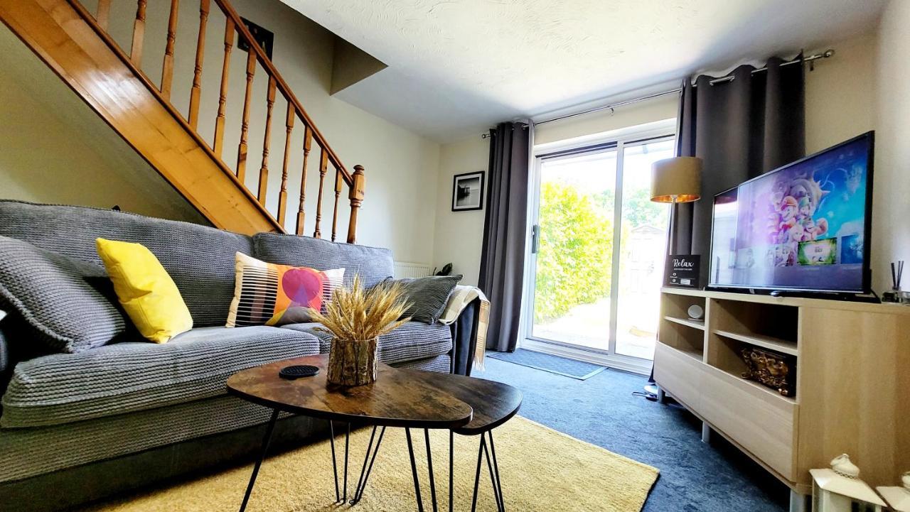 Modern 2 Bed House- Free Parking And Close To The Centre Bristol Exterior photo